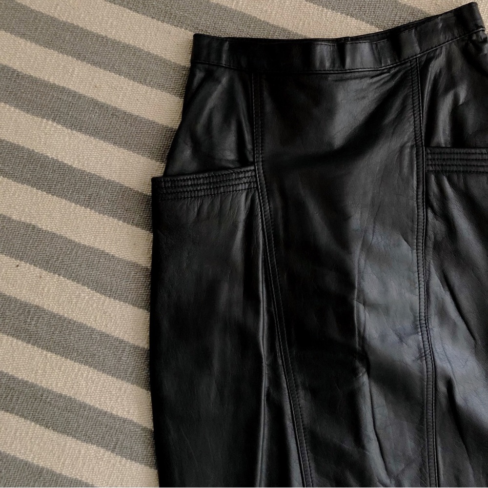 vintage (avanti) 1980’s - 100% genuine leather black midi skirt - Picture 3 of 8